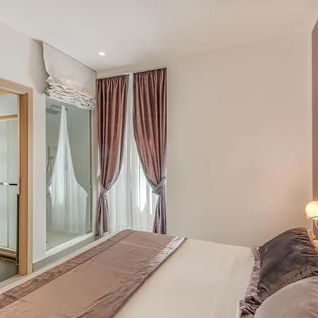 Trevi Palace Hotel 3*