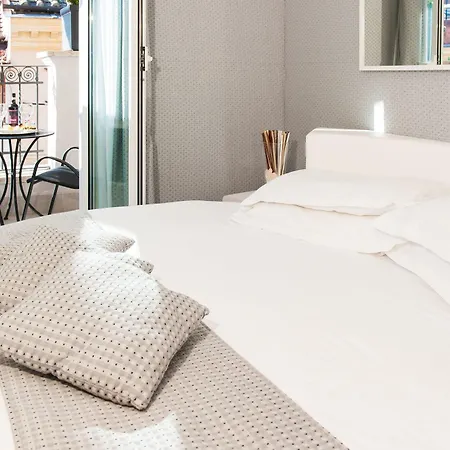 Relais Trevi 95 Boutique (adults Only) Hotel 4*