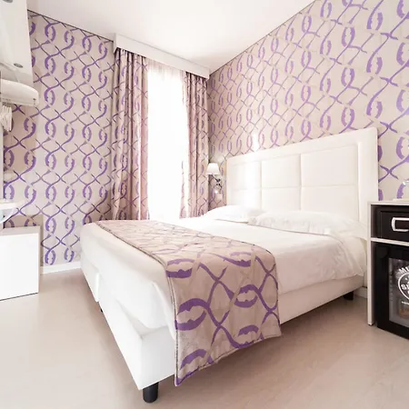 Hotel Relais Trevi 95 Boutique (adults Only) 4*