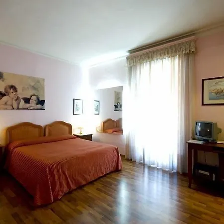 Comfort Astoria Palace 3*