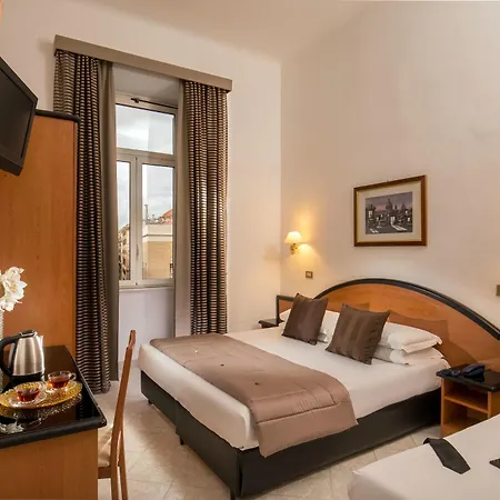 Sonya Hotel Rzym