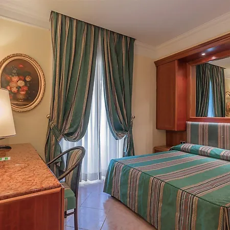 Raeli Luce Hotel Řím