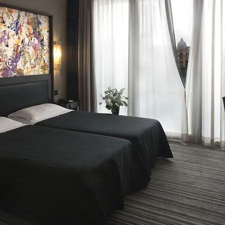 Twentyone Hotel 4*
