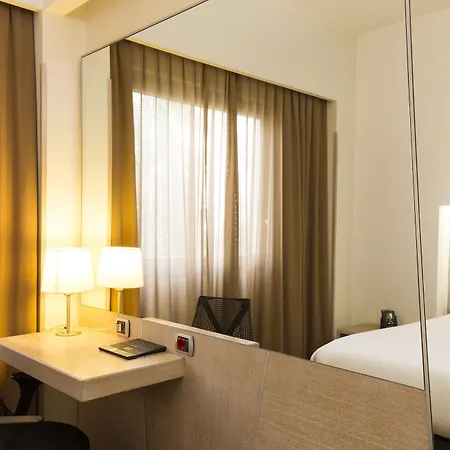Hilton Garden Claridge Hotel Rome
