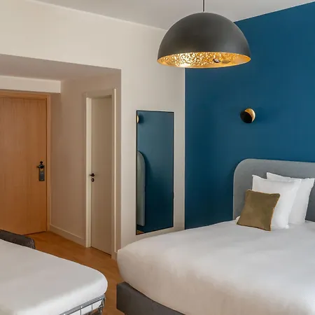 9hotel Cesari 4*