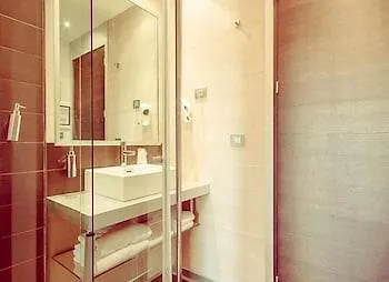 Ways Garden & Leisure Hotel
