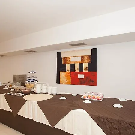 Hotel Ways Garden & Leisure Roma