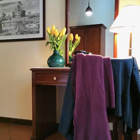 Teatro Di Pompeo Hotel 3*