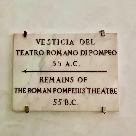 Teatro Di Pompeo Hotel 3*