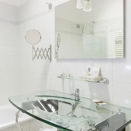 Hotel Pirandello 3*