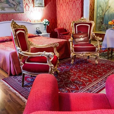Canova Tadolini Luxury And Villa Rome