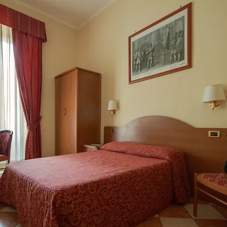 Hotel Romantica 3*