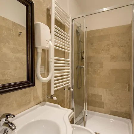 Hotel Tito 3*