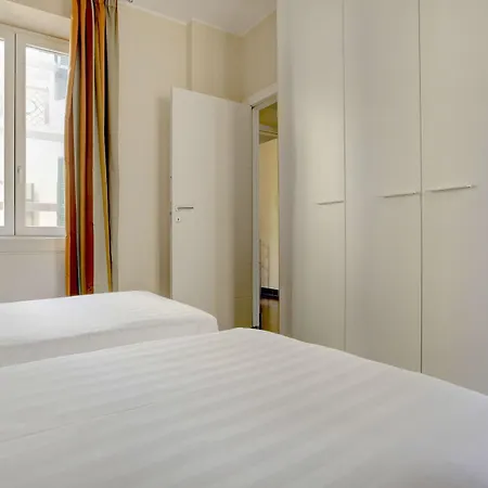 Apartment Colosseo Gardens - My Extra