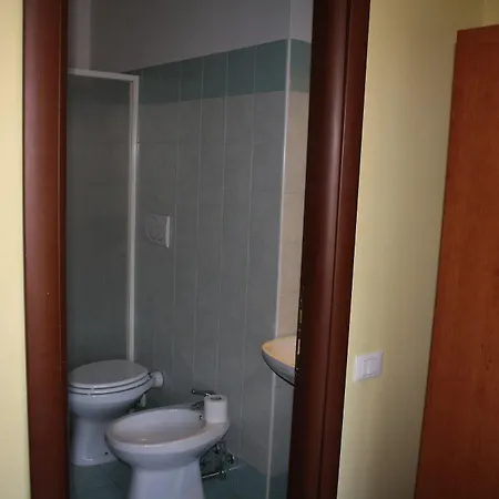 Eurorooms Hotel *