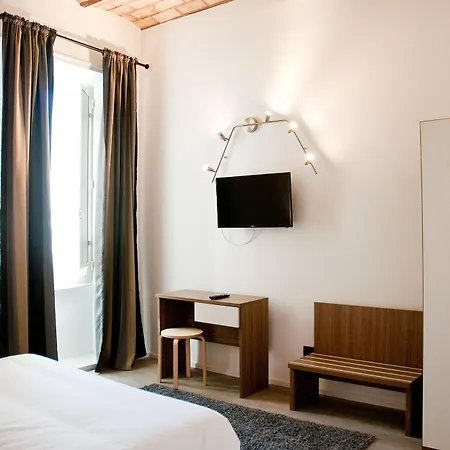 Giuturna Boutique Řím