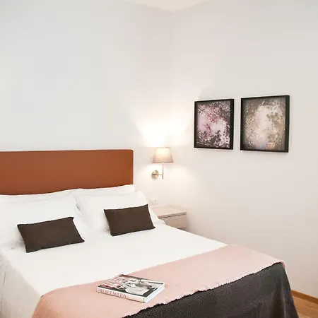 Hotel Giuturna Boutique 3*