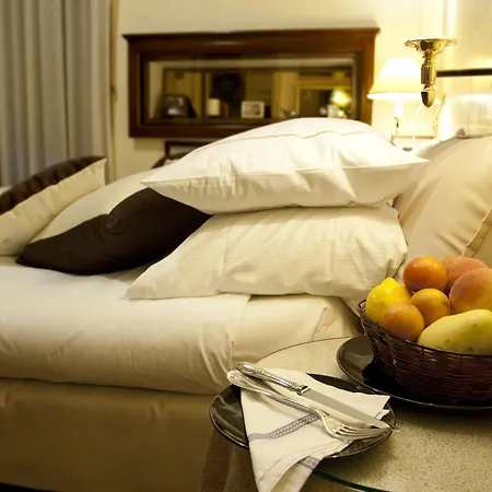 Guesthouse Borromeo Roma Rome