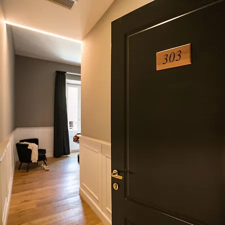 Alojamento de Acomodação e Pequeno-almoço Jb Relais Luxury 3*