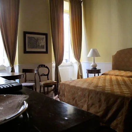 Relais Teatro Argentina Bed & Breakfast Rome