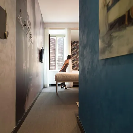 Irooms Campo Dei Fiori Guest house