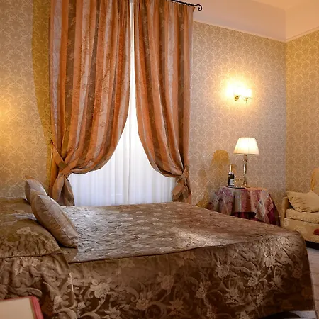 Otel Golden 2*