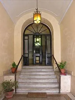 Aenea's 4* Rome