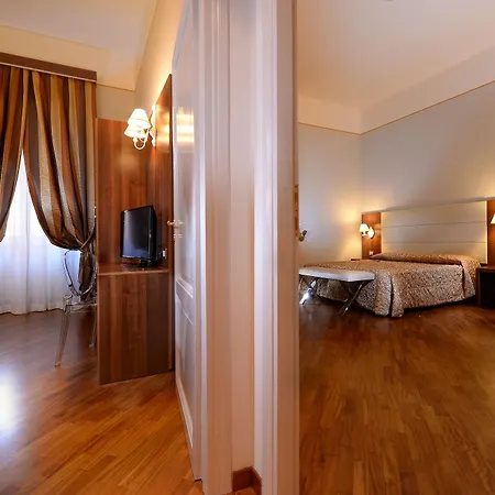 Golden Otel