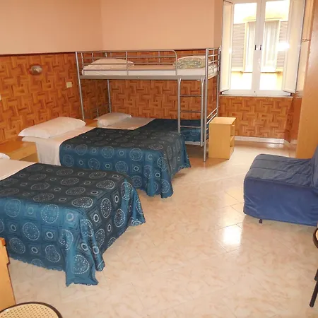 Cressy Hotel