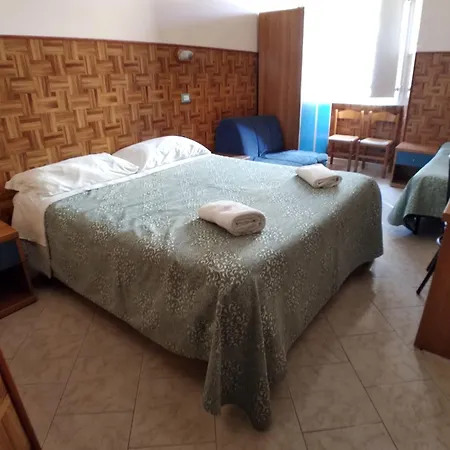 Hotel Cressy