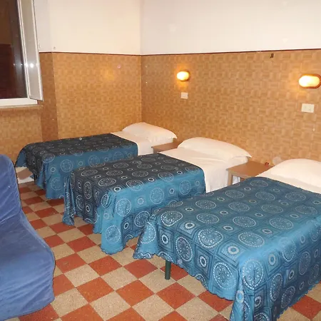 Cressy Hotel