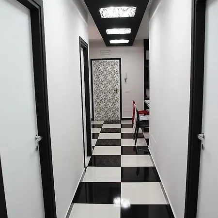 Bed & Breakfast Black & White G&g Rome