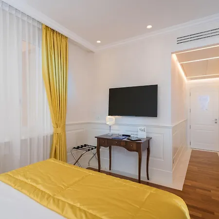 Degli Artisti 4* Rome