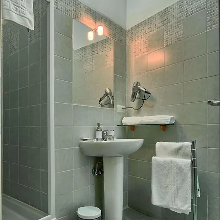 Bed & Breakfast Madi 2*