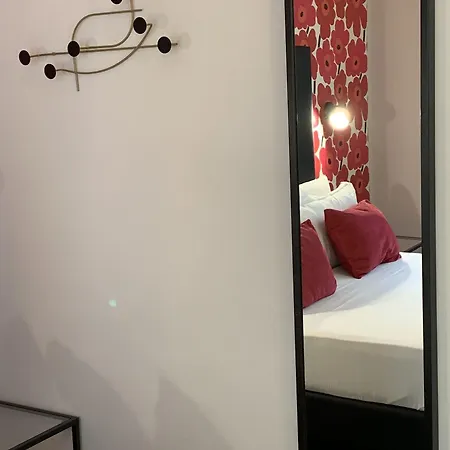 Relais Piazza Del Popolo לינה וארוחת בוקר 3*