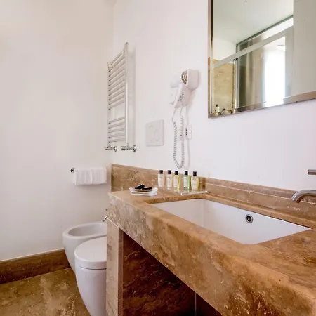 Bed & Breakfast Nazionale 51 Group 3*