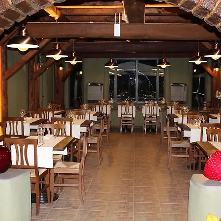 Campeggio Seven Hills Village