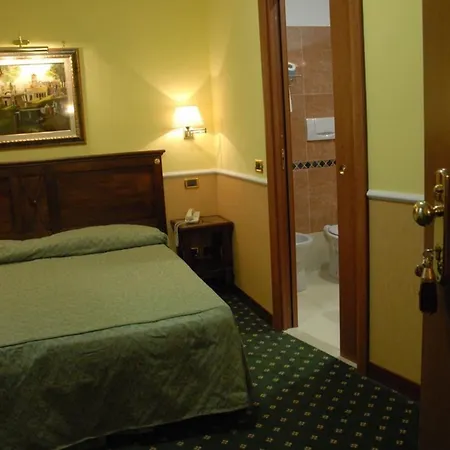 Aurora Garden Hotel