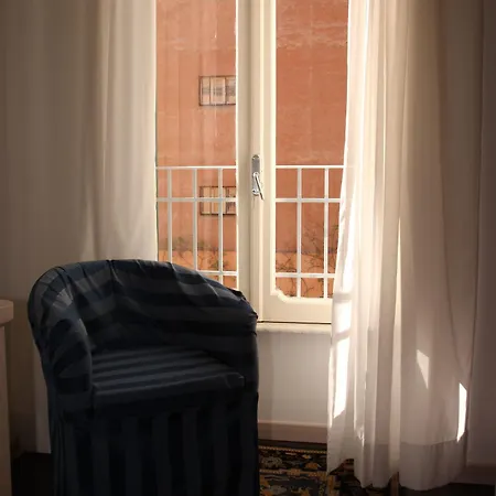 Appia 442 Hotel 3*