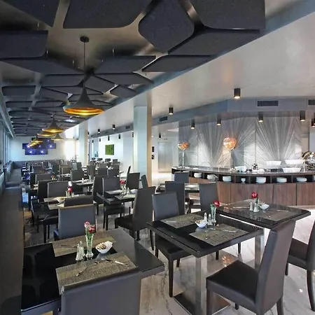 The Hive מלון 4*