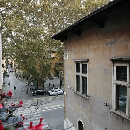 Delle Arti 3* Rome