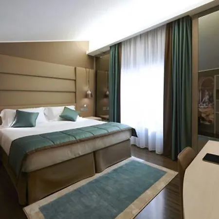 Harry's Bar Trevi & Restaurant Hotel 5*