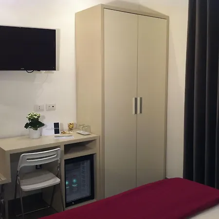 假期s洛伦佐新旅馆 罗马
