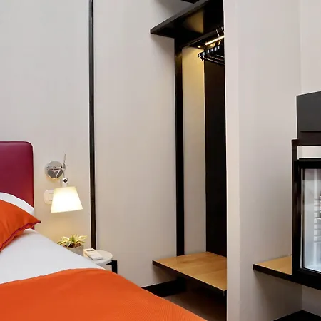 Relais Vittoria Colonna Guest house