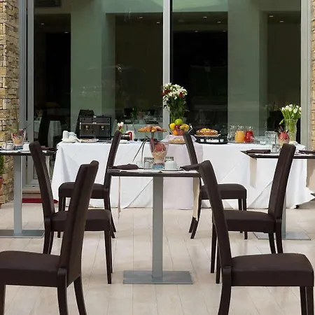 Ele Park Pamphili Hotel