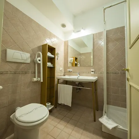 Mancini Park 4* רומא