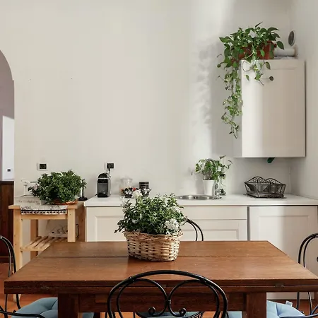 Domus Quiritum Bed & Breakfast 3*