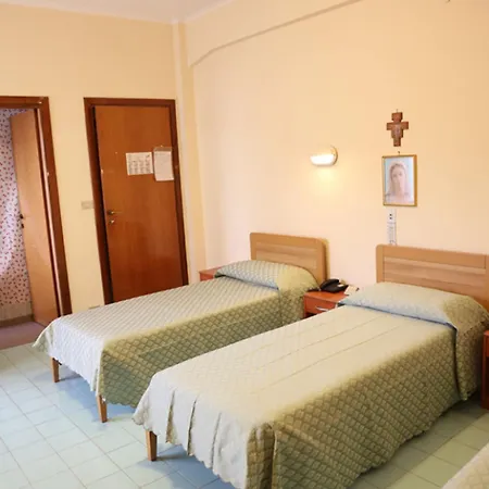 Pensjonat Istituto Piccole Ancelle Di Cristo Re Rzym