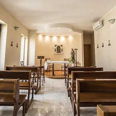 Pensjonat Istituto Piccole Ancelle Di Cristo Re Rzym