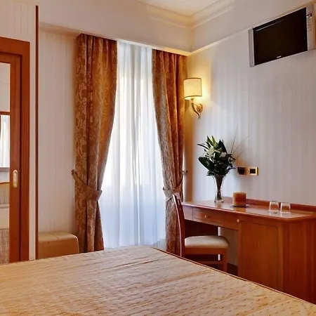 Affittacamere Residenza Romacentro 3*